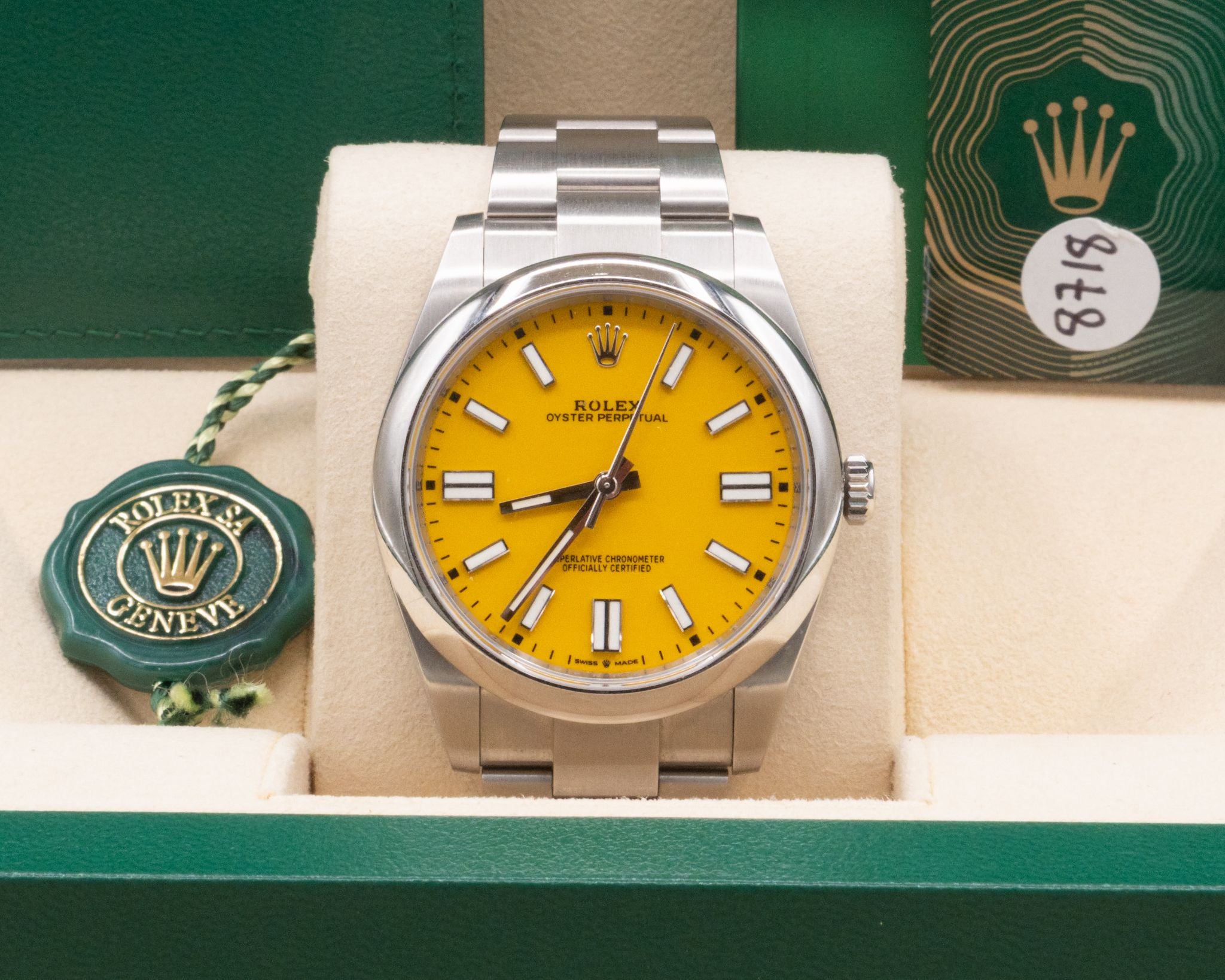 Rolex Oyster Perpetual 41 Yellow Index Dial on Oyster 124300 Complete 2021