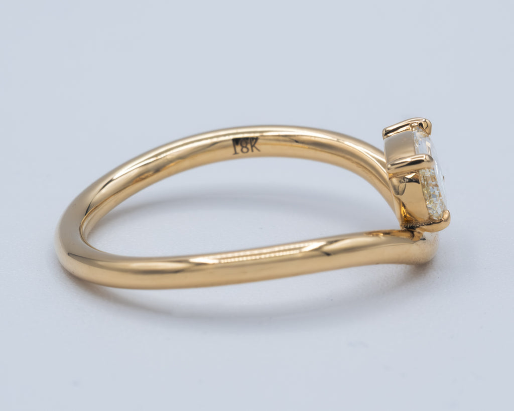 Yellow Gold Wavy Stack Ring Fashion Ring 0.7 cts.