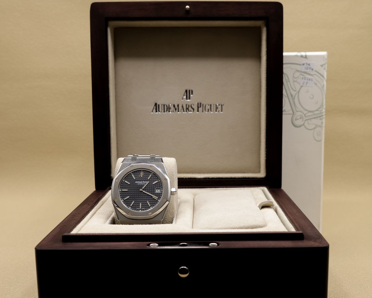 Audemars Piguet Royal Oak "Jumbo" Extra-Thin Blue Dial on Bracelet 15202ST.OO.0944ST.02 Archives and Box 2003