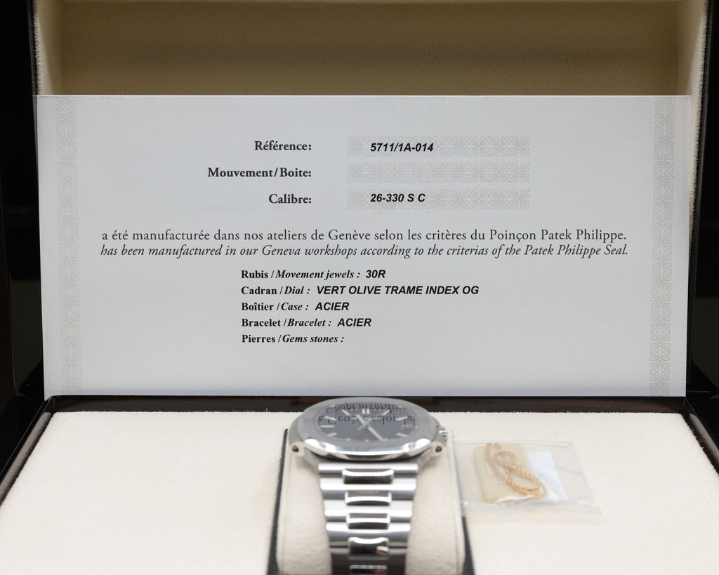 Patek Philippe Nautilus Olive Green Dial on Bracelet 5711/1A-014 Complete 2021