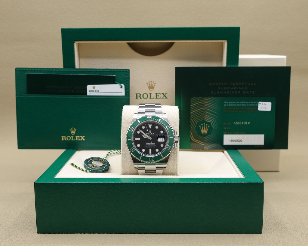 Rolex Submariner Black Dial on Oyster 126610LV Complete 2022