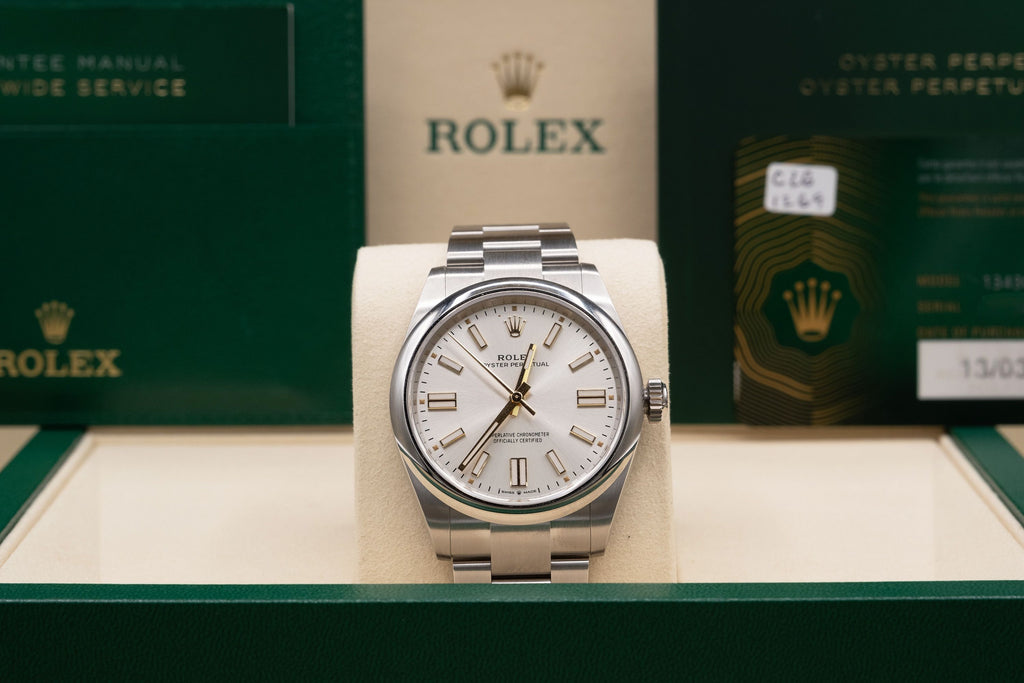 Rolex Oyster Perpetual 41 Silver Dial on Oyster 134300 Complete 2026