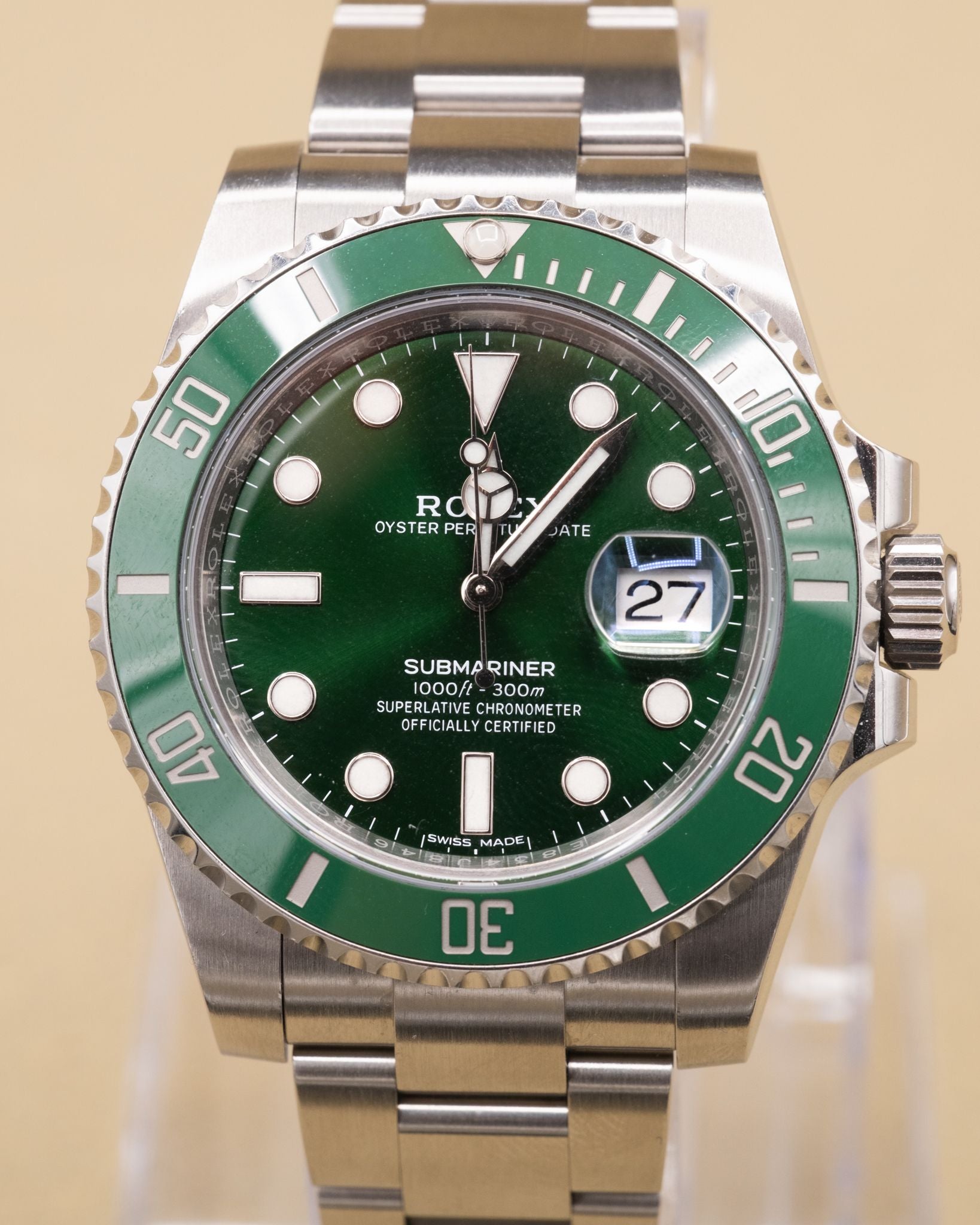 Rolex Submariner Hulk Green Dial on Oyster 116610LV Complete 2019