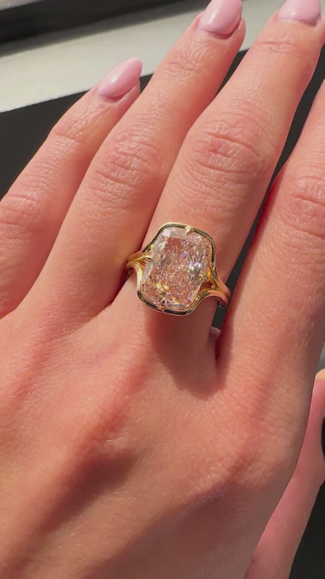 Yellow Gold PINK DIAMOND Engagement Ring 6.24 cts.