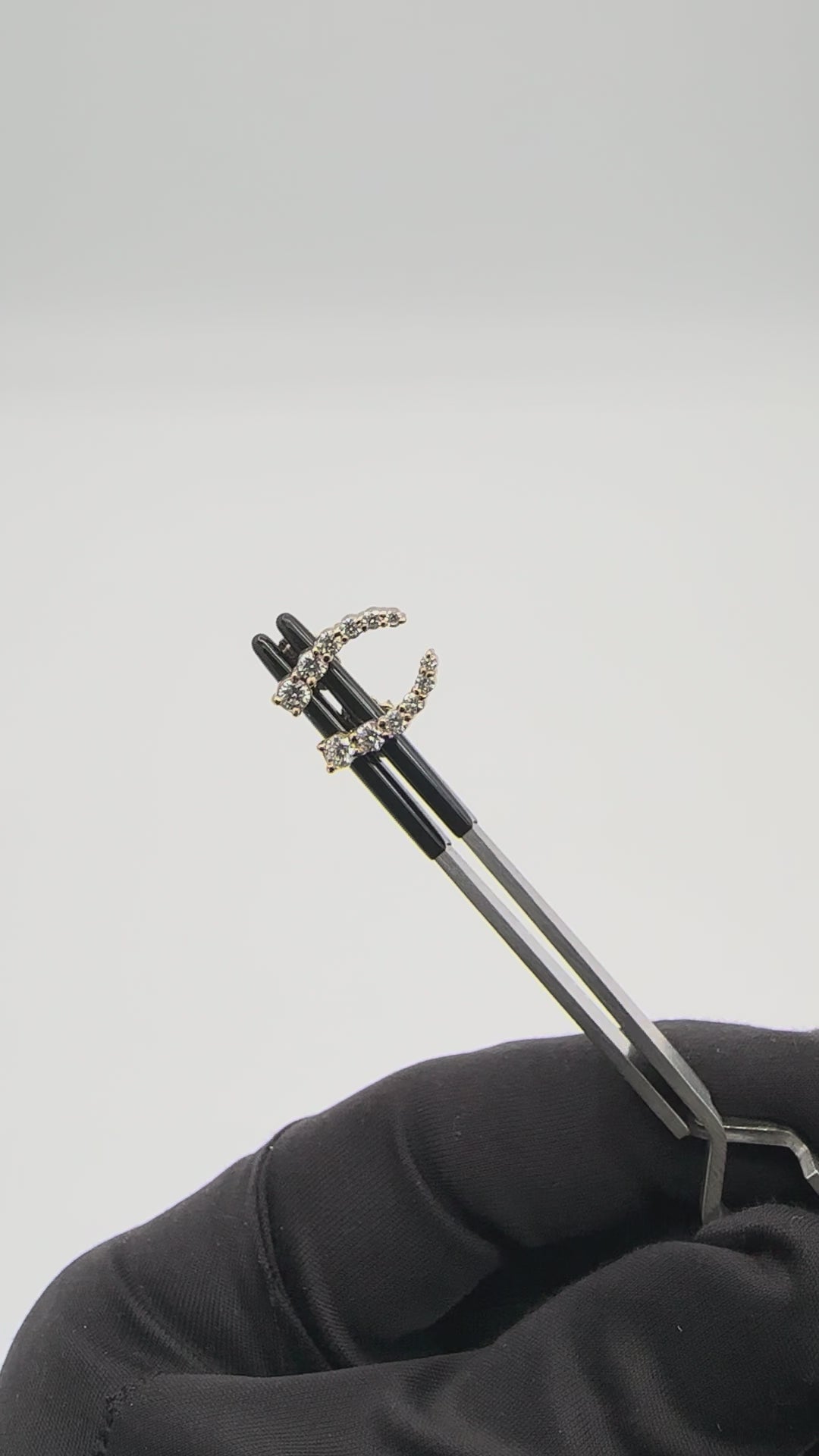White Gold CLIMBER Climbers Earrings 0.9 cts.
