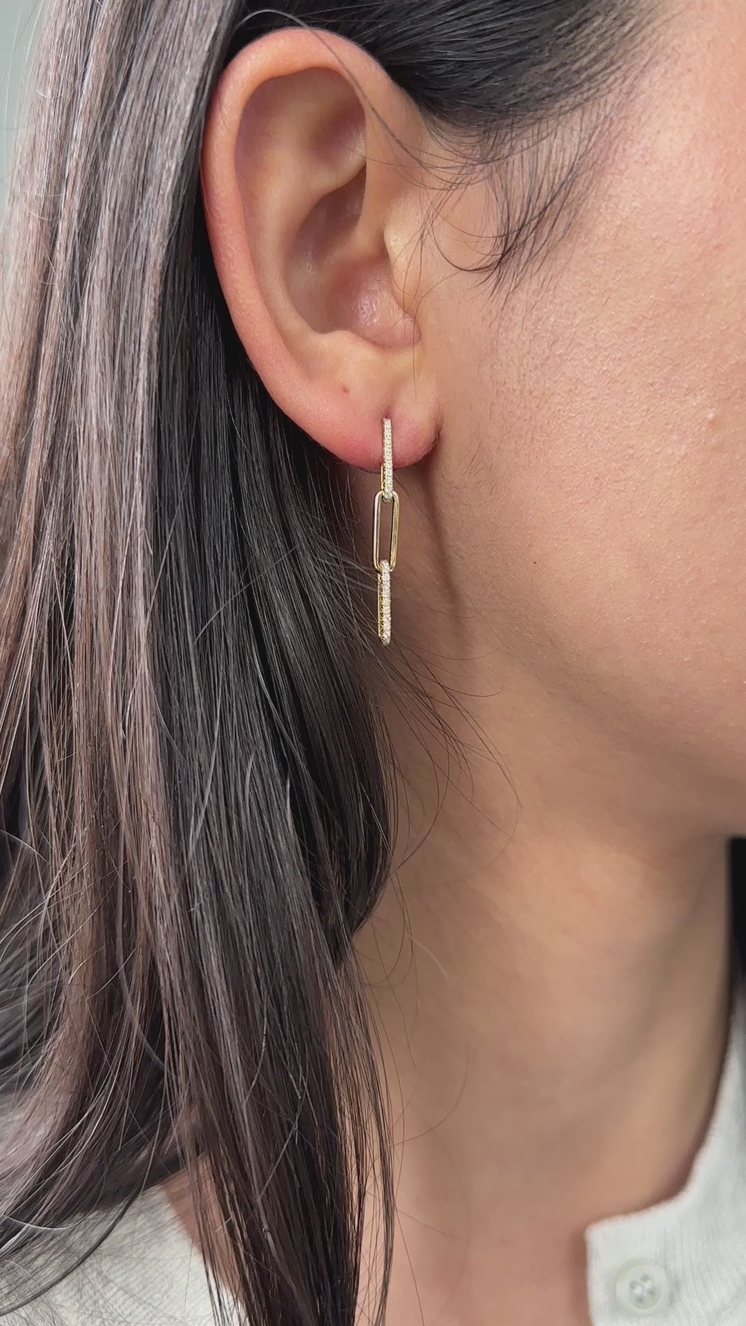 White Gold LINK Earrings 0.2 cts.