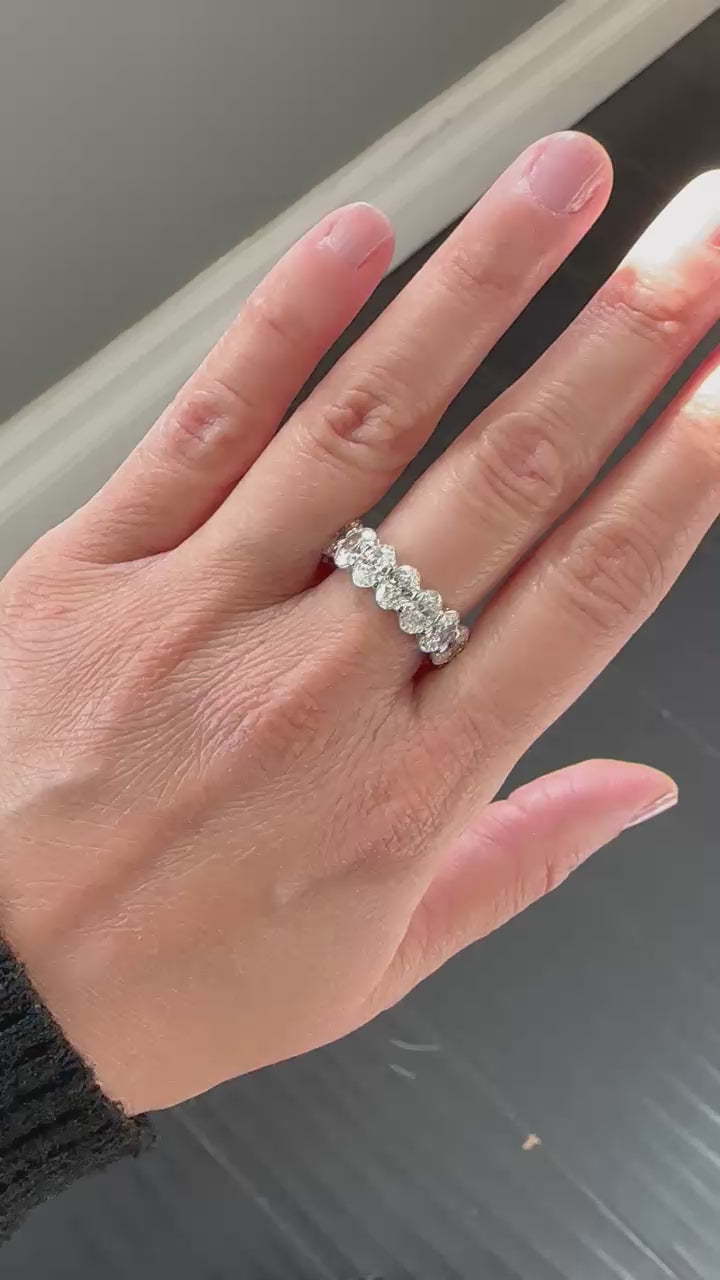 White Gold - Eternity Ring 5.54 cts.