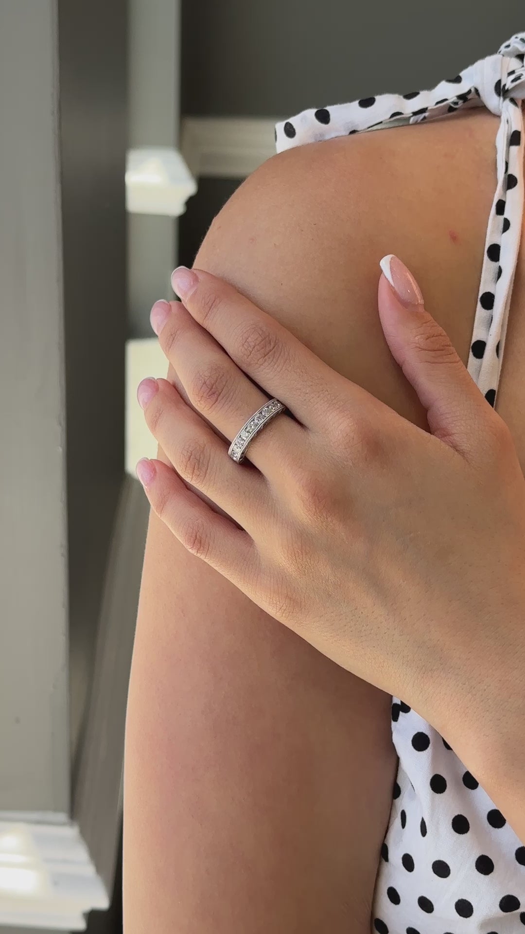 White Gold - Eternity Ring 2.5 cts.