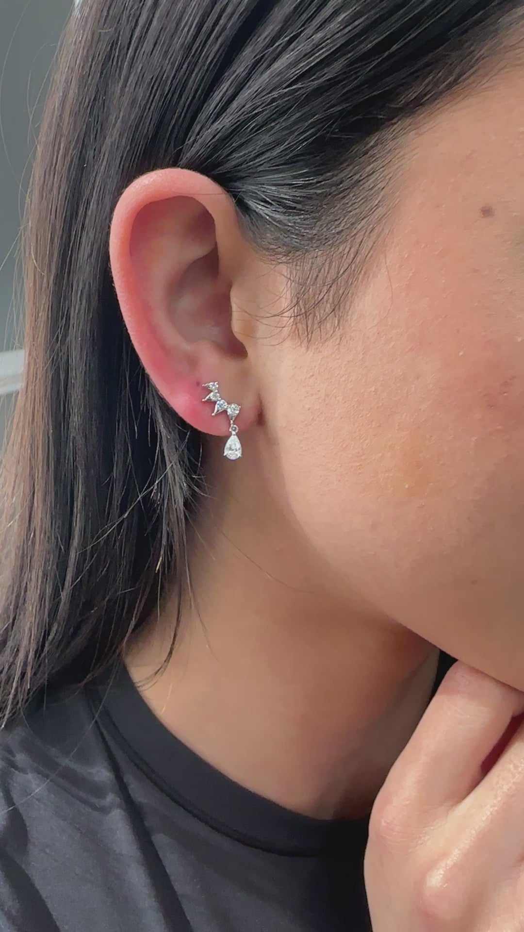 White Gold - Climbers Earrings 0.8 cts.