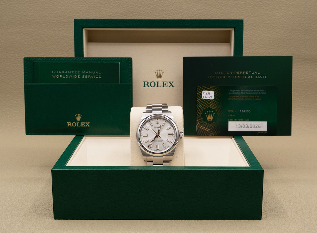Rolex Oyster Perpetual 41 Silver Dial on Oyster 134300 Complete 2026