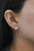 White Gold CLUSTER LEAF Earrings 0.38 cts.