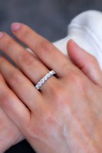 Round Diamond Eternity Band in 18KT White Gold 2.5ct R-2500RD
