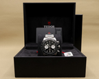 Tudor Black Bay Chrono Black Dial on Bracelet 79360N Complete 2021