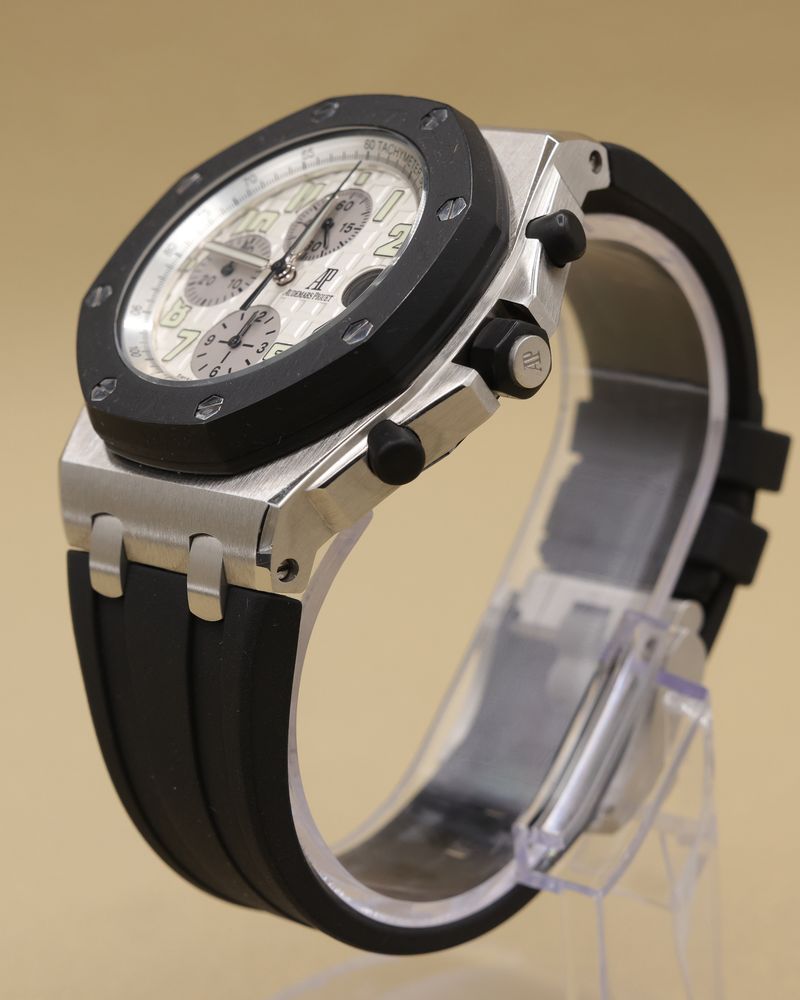 Audemars Piguet Royal Oak Offshore White Dial on Rubber Strap 25940SK.OO.D002CA.02.A 2010