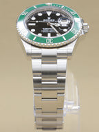 Rolex Submariner Black Dial on Oyster 126610LV Complete 2022