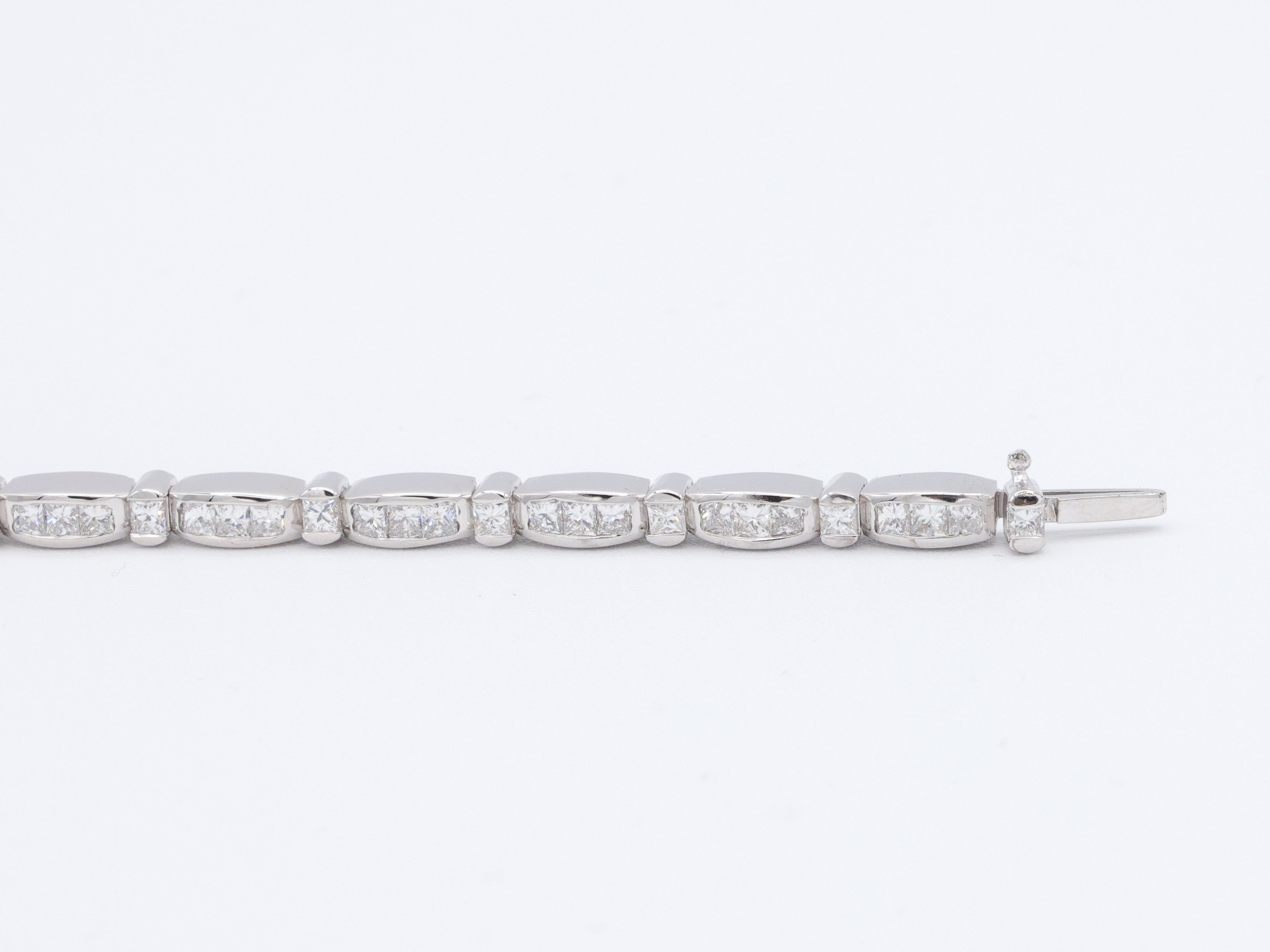 Elegant Round Brilliant Diamond Tennis Bracelet, 4.08ct B-4088
