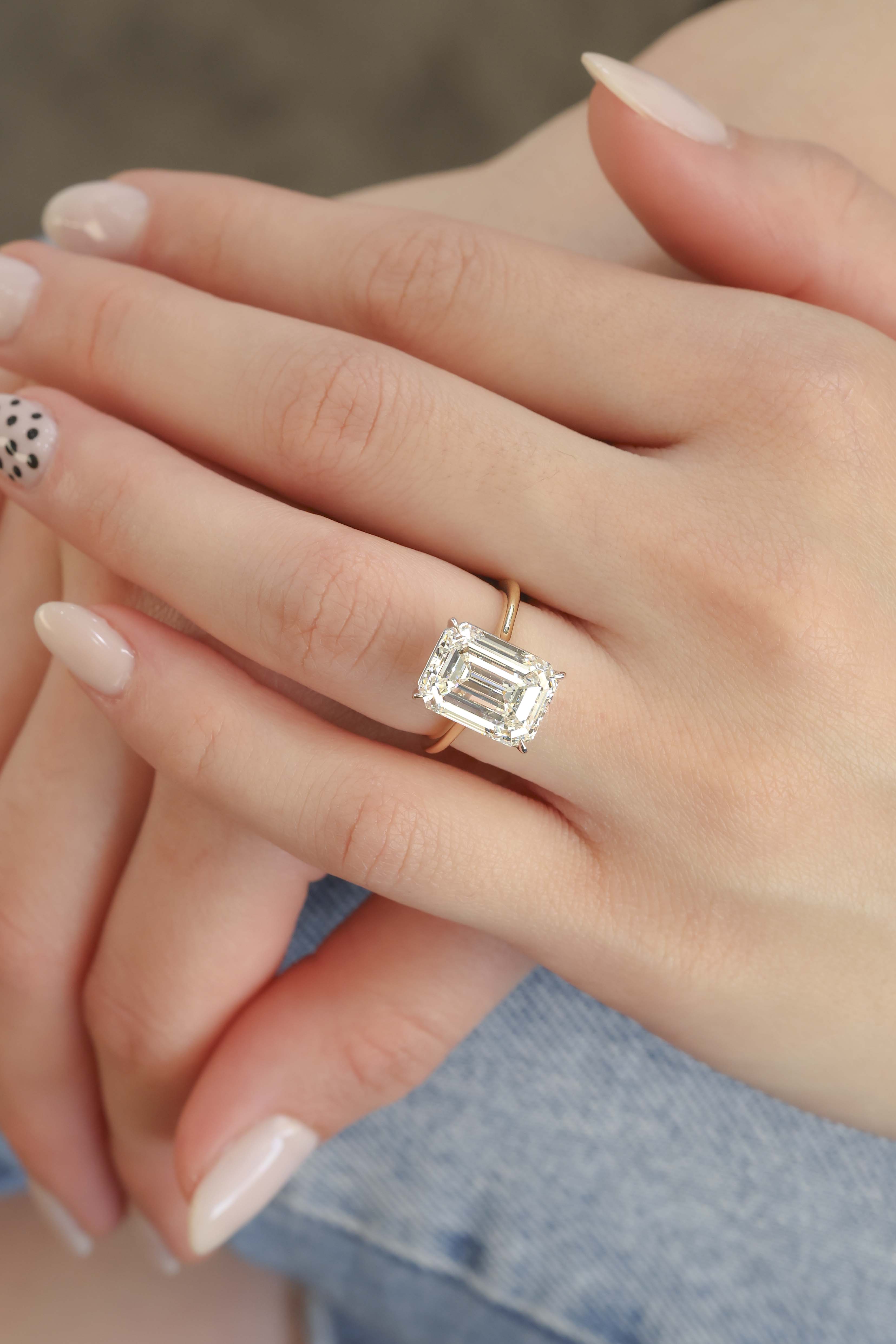 Emerald Solitaire Natural Diamond 18KT Two-Tone Ring 8.88ct R-888EC