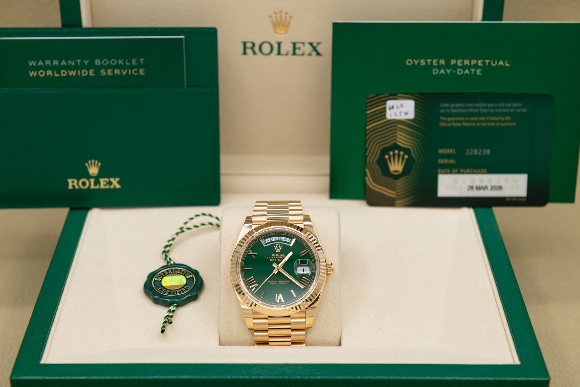 Rolex Day-Date 40 Green Roman Dial on President 228238 Complete 2026