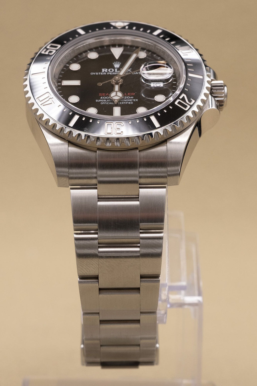 Rolex Sea-Dweller 43 Black Dial on Oyster 126600 Complete 2019