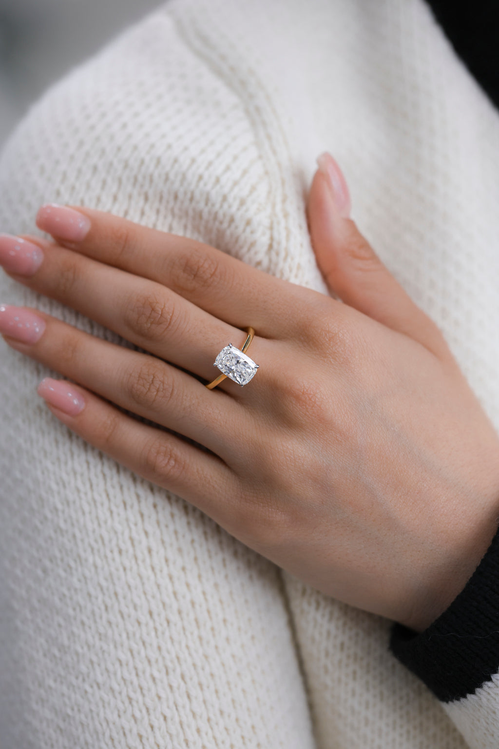 Cushion Solitaire 18KT Yellow Gold Engagement Ring 3.01ct R-301CU