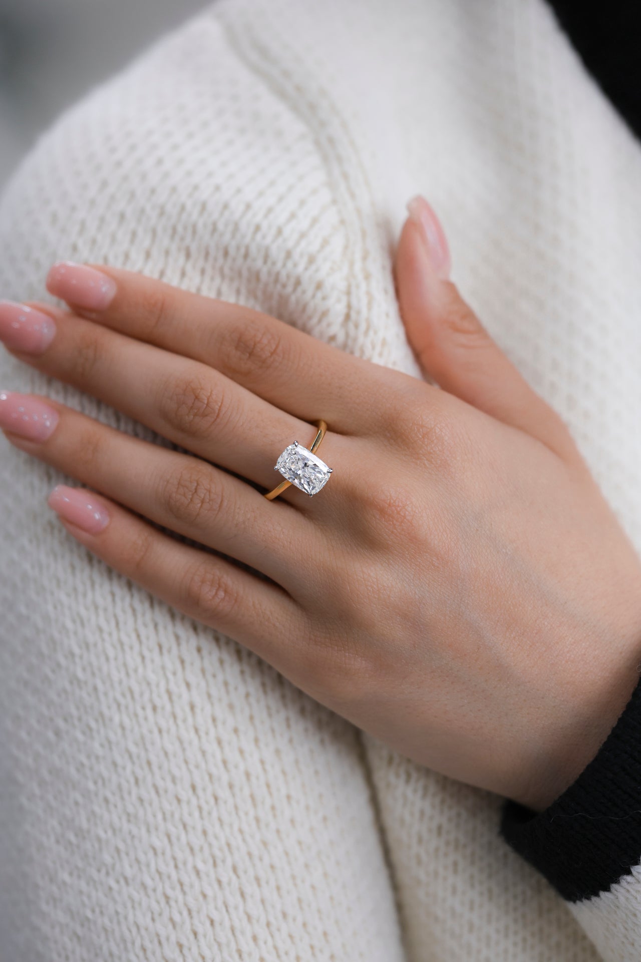 Cushion Solitaire 18KT Yellow Gold Engagement Ring 3.01ct R-301CU