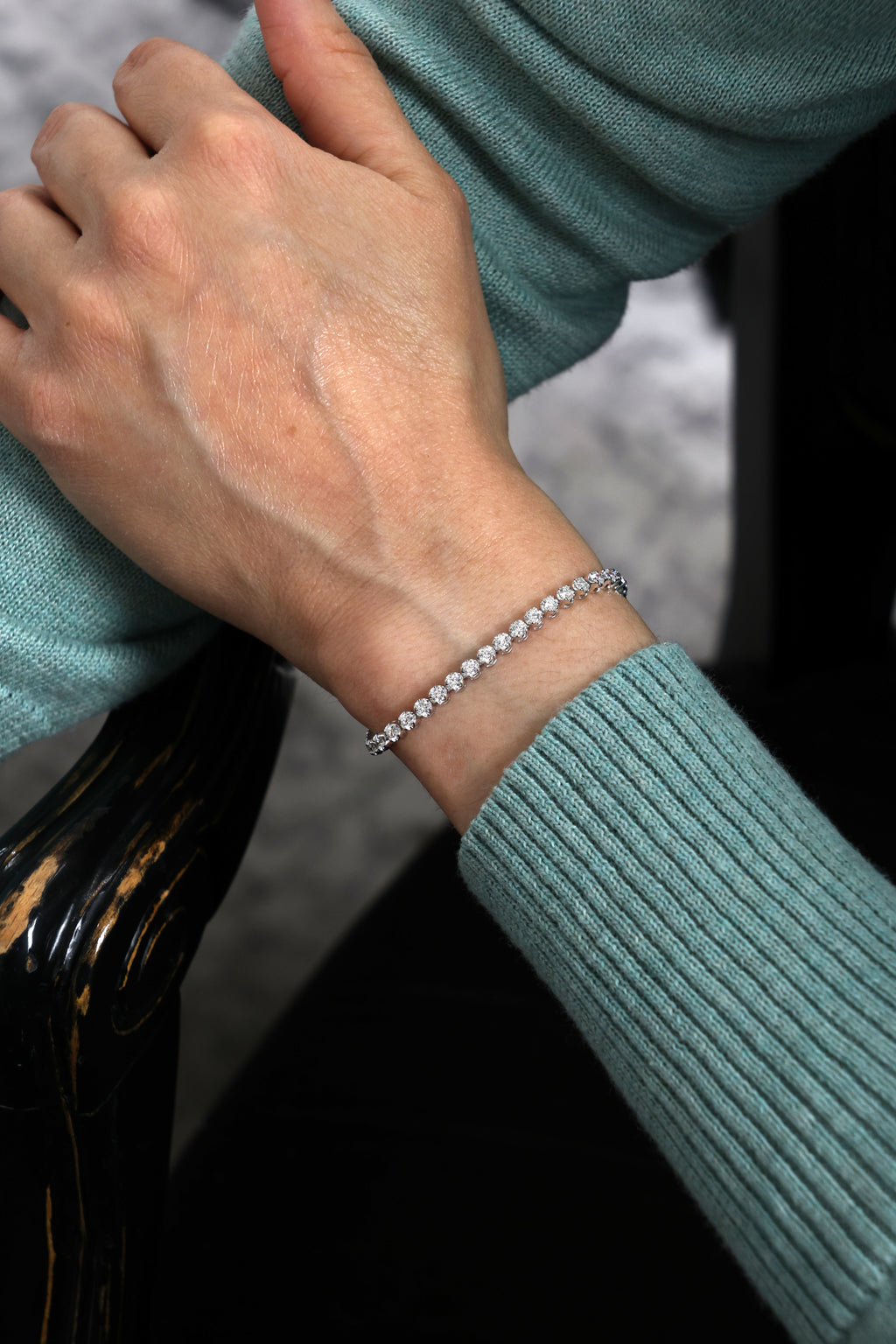Elegant Diamond Tennis Bracelet in 14K White Gold, 2.61ct B-235ILL