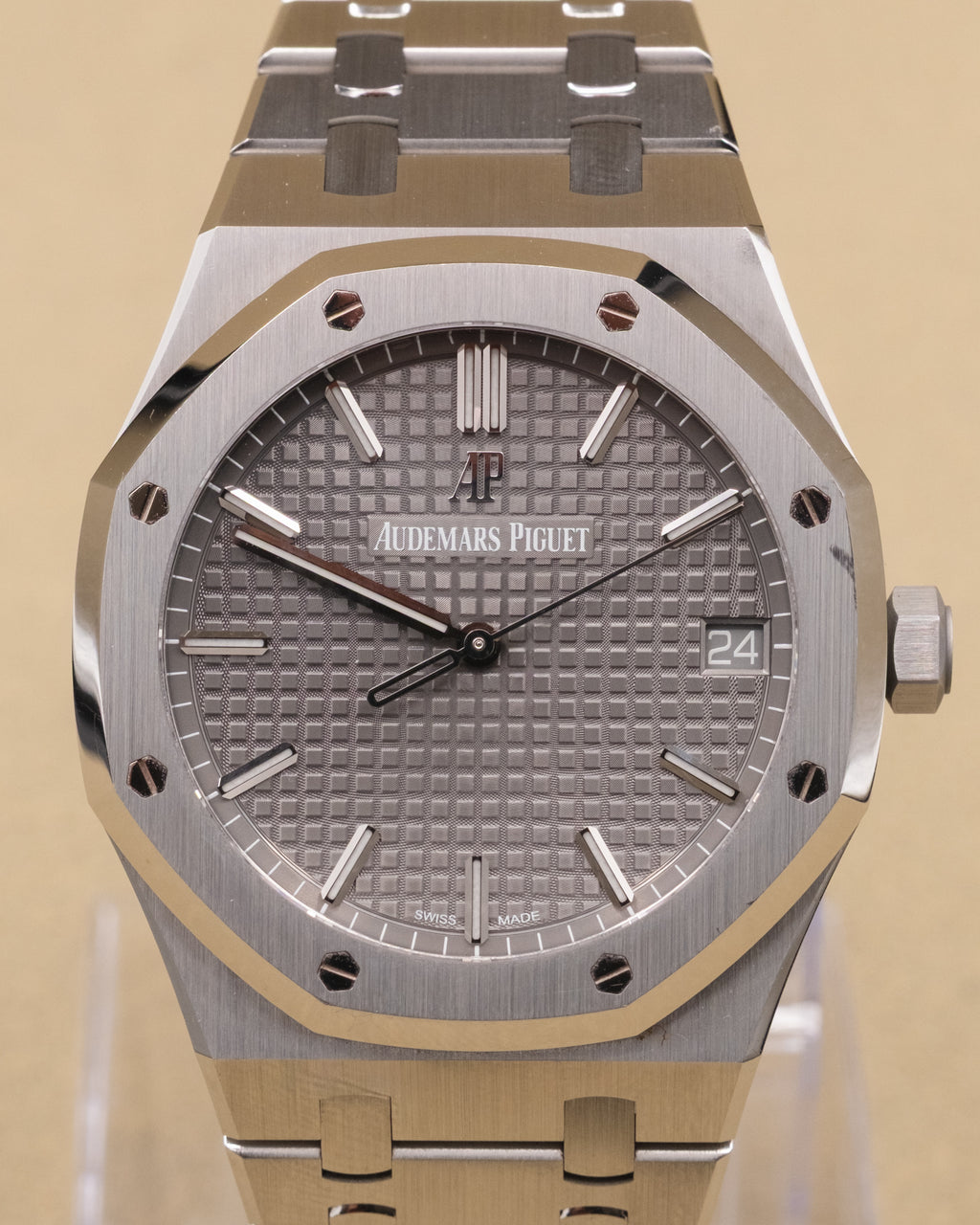 Audemars Piguet Royal Oak Selfwinding Slate Grey Dial on Bracelet 15500ST.OO.1220ST.02 Complete Open Date