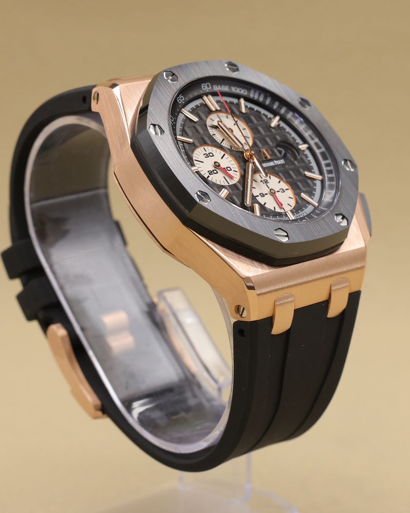 Audemars Piguet Royal Oak OffShore Chronograph Black Dial Dial on Rubber 26400RO.OO.A002CA.01 Complete 2015
