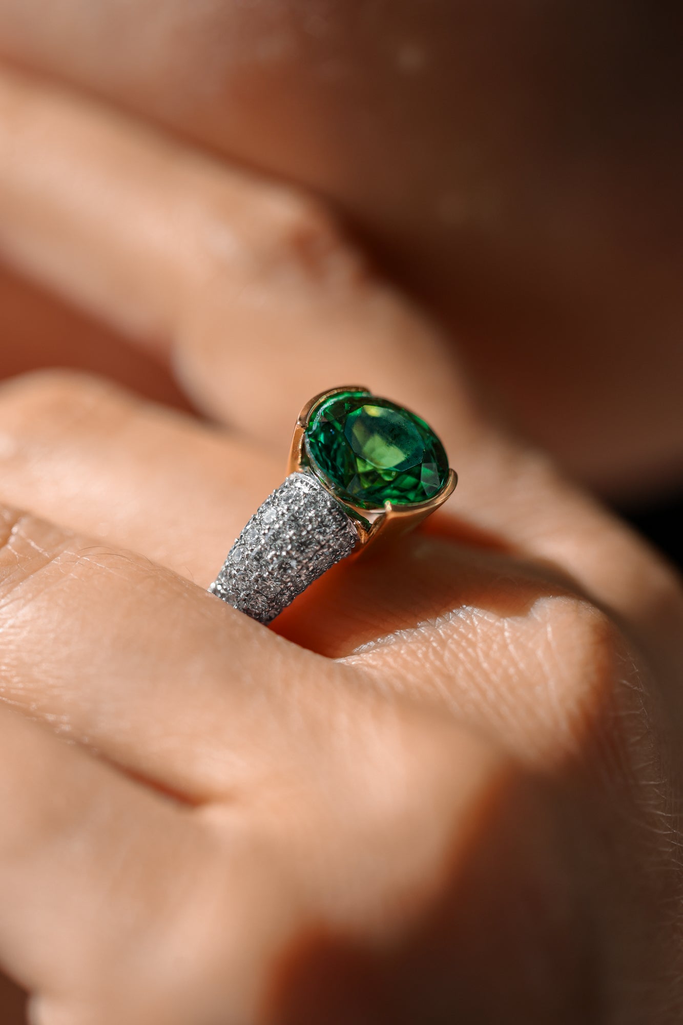 Emerald & Diamond 18KT White Gold Pavé Cocktail Ring 4.85ct R-185EM